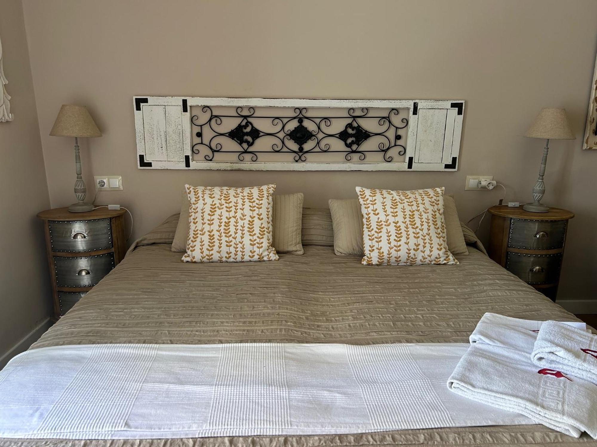 Apartamentos Luna Suites Palacio Almagra — Photos 1